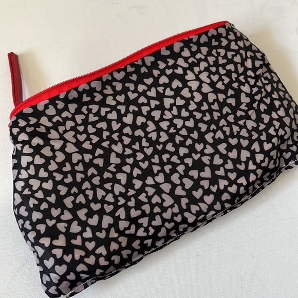 Brighton Limited Edition 2018 Wristlet/Pouch - Picture 11 of 11